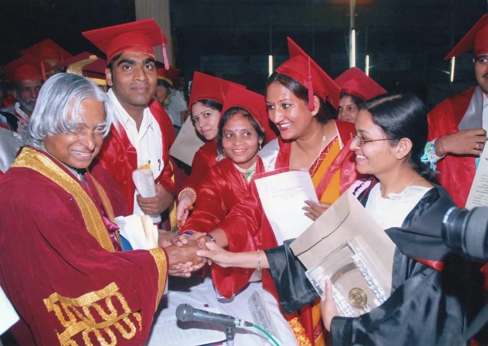 Dr. Naval Singh Jain with Dr. APJ Abdul Kalam, former President of India, at his convocation ceremony